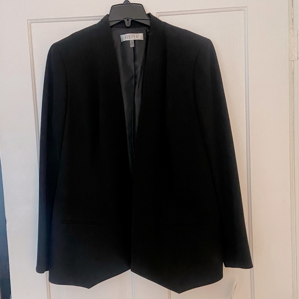 Black blazer / suit jacket